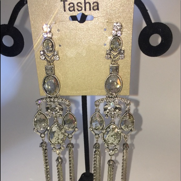 TASHA SILVER CRYSTAL CRACKLED FINISH CRYSTAL EARRINGS SHOULDER DUSTERS NWT - Picture 4 of 7